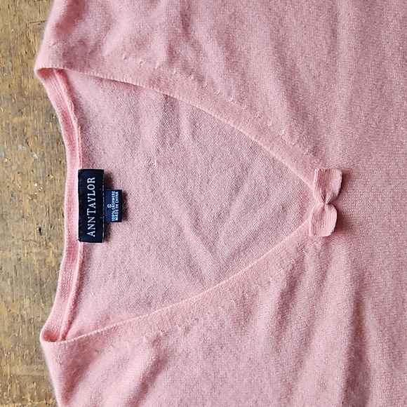 Ann Taylor Cashmere sweater - Picture 4 of 6